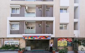 Itsy Hotels Worldtree Bellandur